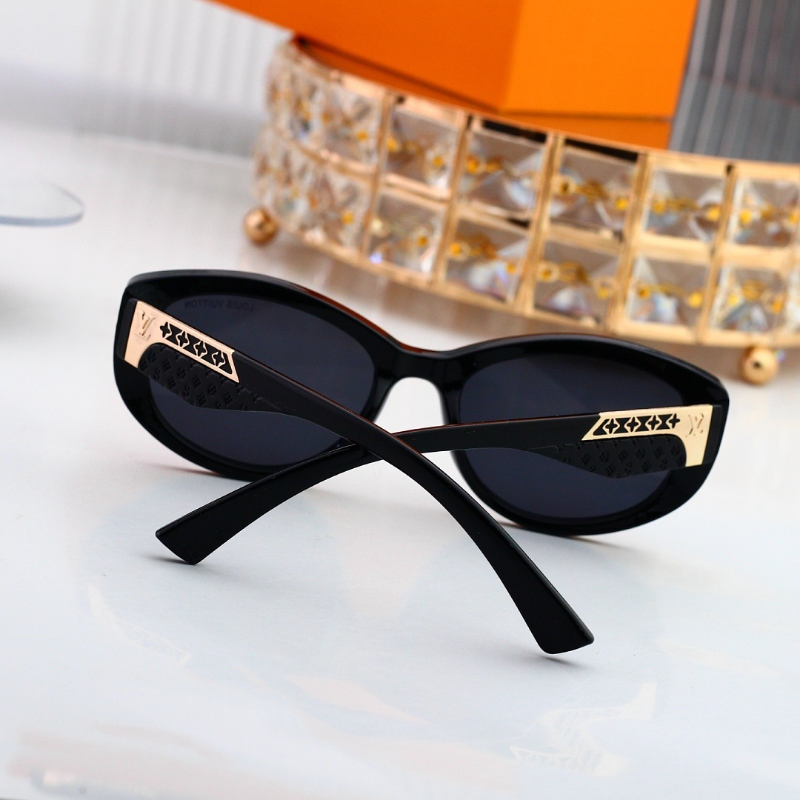 0714 Sunglasses with box