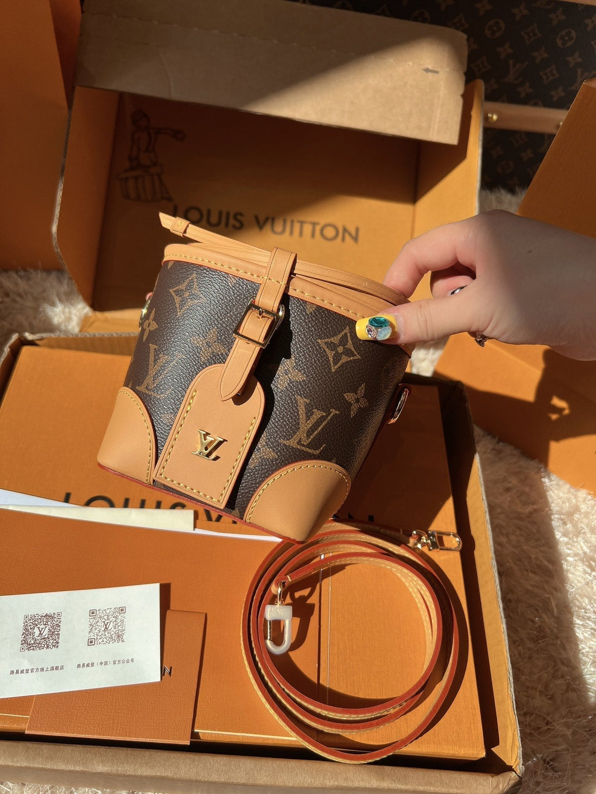LV Mini Drawstring Bucket Bags(11.5*12*11.5)cm