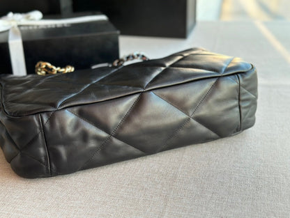 Chanel 19 Shopping Bag 41 Black Lambskin 24 x 41 x 10 cm