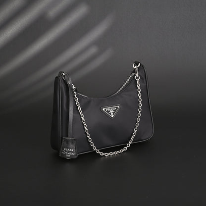 Prada Re-Edition 2005 Nylon Shoulder Bag – Black