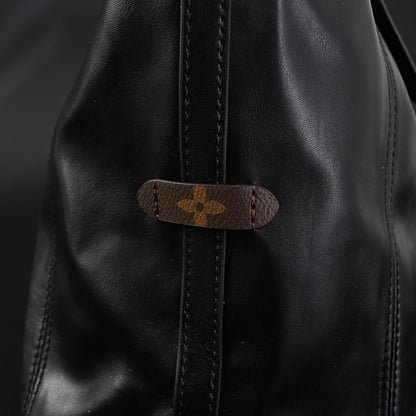 Louis Vuitton Black Mahina Leather Hobo Shoulder Bag