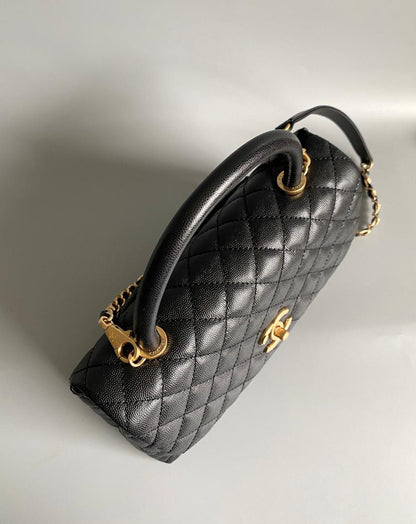 Chanel medium flap Bag black With Coco Handle