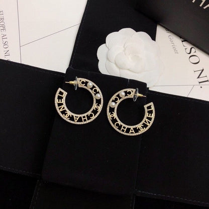 18K  Chanel Circle Pearl Earrings