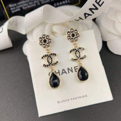 18K  Chanel Black Crystals Earrings